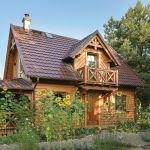 drewniany dom pod miastem