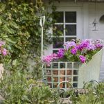 wiosenne dekoracje do ogrodu