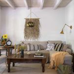 drewniany dom pod miastem