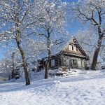 stary dom w bieszczadach