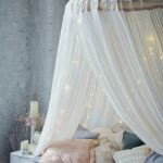 baldachim nad łóżkiem