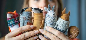 Zwierzątka w sweterkach Amuru Toys – zobacz oryginalne, wegańskie rękodzieło Amuru Toys eleganckie ręcznie szyte zwierzątka