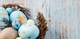 Dekoracje wielkanocne DIY, które zrobisz łatwo i szybko, nawet z dzieckiem. Część 2 – podstawki do jajek z bibuły Dekoracje wielkanocne DIY, które zrobisz łatwo i szybko, nawet z dzieckiem. Część 2 – podstawki do jajek z bibuły