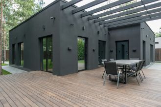 legary pod taras
