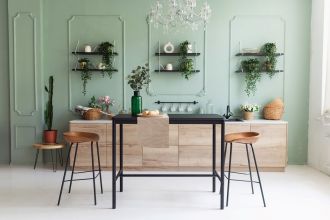 Jak pomalować ściany w kuchni? Poznaj najbardziej apetyczne kolory 2022