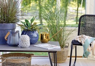 Doniczki i donice ogrodowe, czyli w co ubrać kwiaty