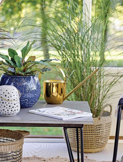 Doniczki i donice ogrodowe, czyli w co ubrać kwiaty