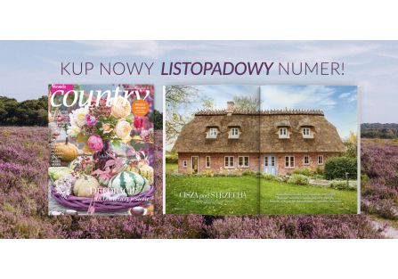 Okładka wrześniowego numeru „Weranda Country” oraz rozłożony magazyn z fotografią wiejskiego domu krytego strzechą, na tle wrzosowiska.