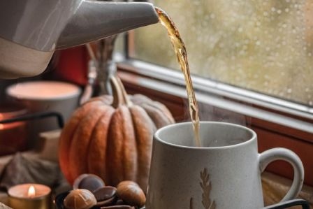 Jak przeżyć jesień w zdrowiu, a przede wszystkim w dobrym nastroju? Oto 10 naszych rad!