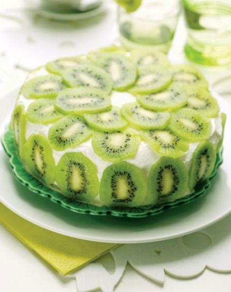 Sernik z kiwi