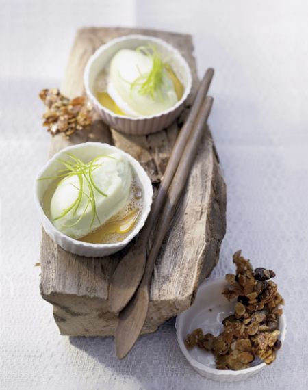Sorbet jabłkowy z orzechami w miodzie