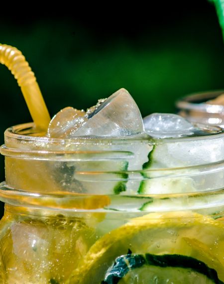 Lemoniada z miętą i ogórkiem