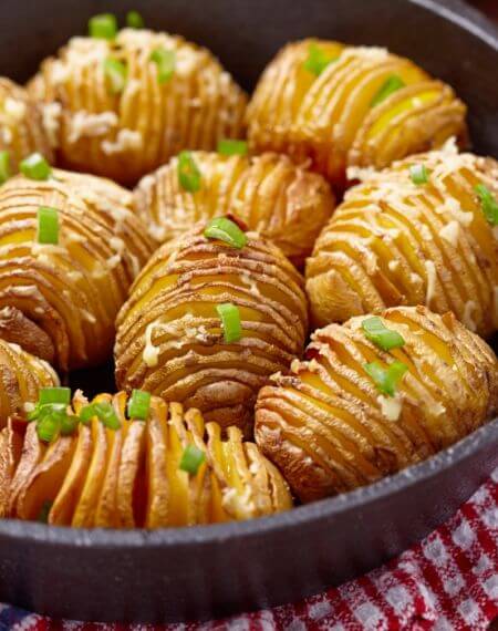 Ziemniaki Hasselback