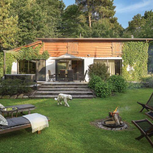 siedlisko w sadzie pod warszawą