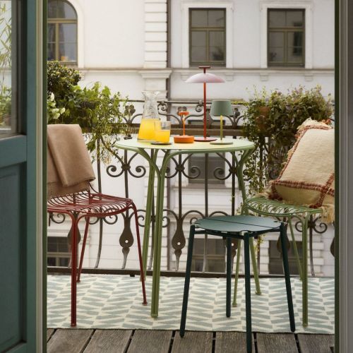 meble na mały balkon w bloku