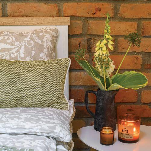 siedlisko w sadzie pod warszawą