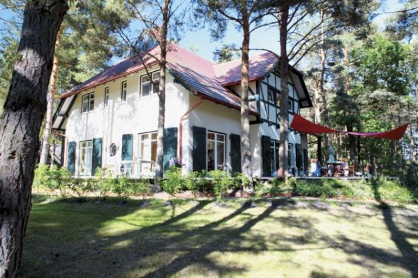 Dom wśród nadmorskich sosen Dom wśród nadmorskich sosen