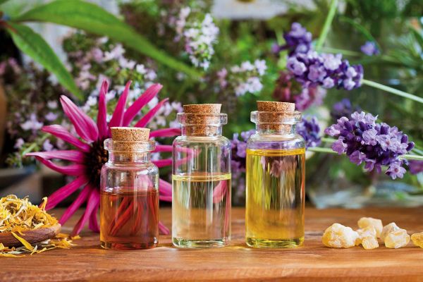 Aromaterapia: olejki dla zdrowia i urody Aromaterapia: olejki dla zdrowia i urody