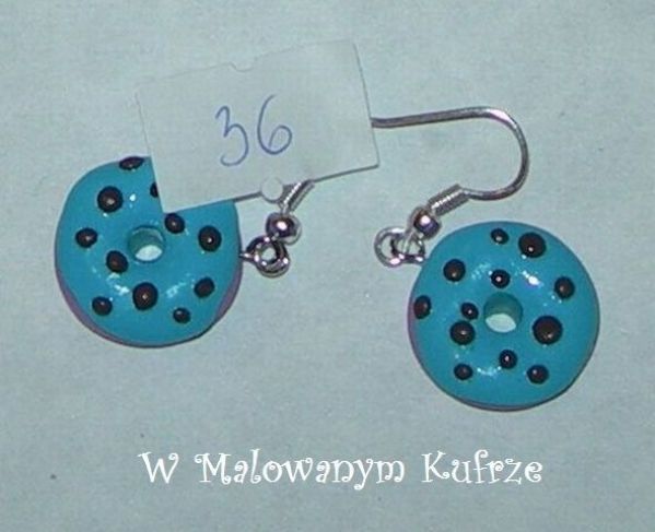 W malowanym kufrze W malowanym kufrze