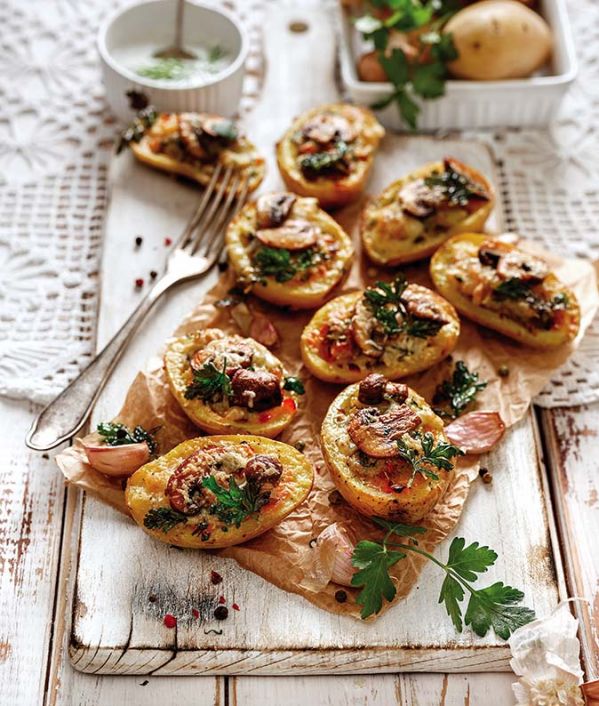 Rumiane ziemniaczki z pieczarkami Rumiane ziemniaczki z pieczarkami