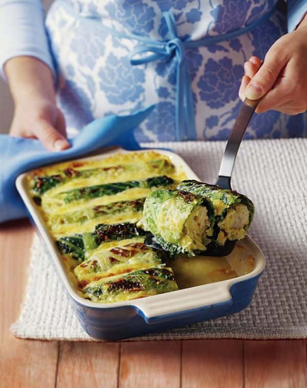 Dorsz w liściach kapusty