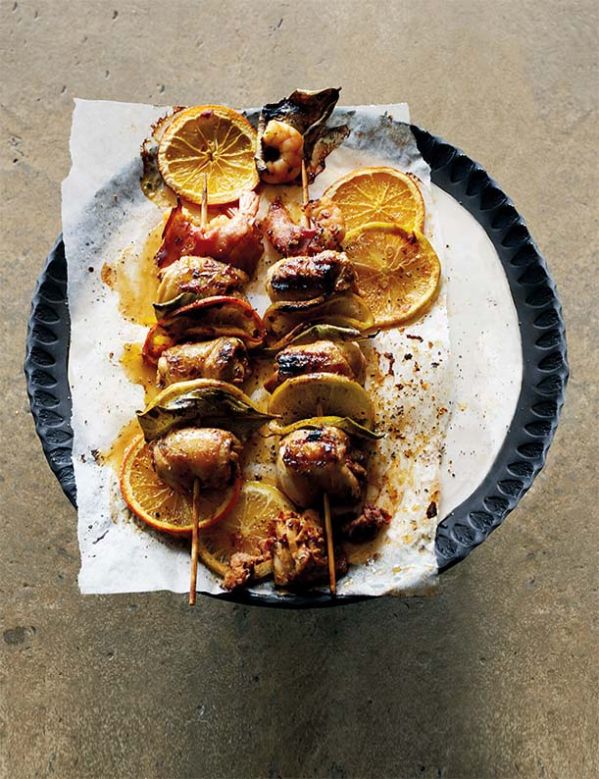 Szaszłyki z pomarańczą