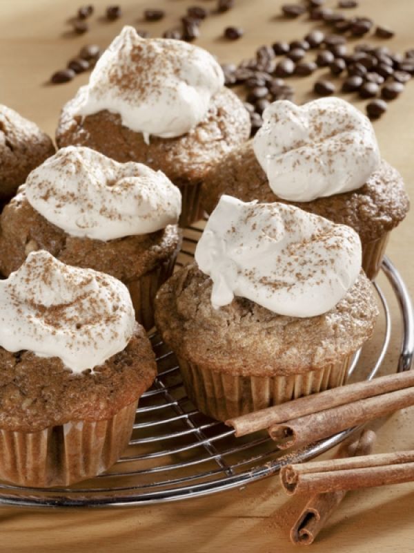 Babeczki z śmietankową chmurką