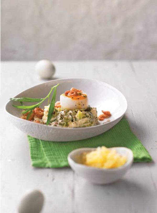 Jajka z sałatką krewetkową