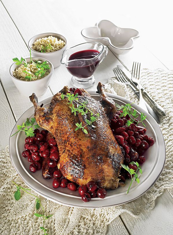 Kaczka z wiśniami nadwiślankami