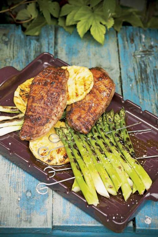 Mistrzowskie grillowanie z Adamem Chrząstowskim Mistrzowskie grillowanie z Adamem Chrząstowskim