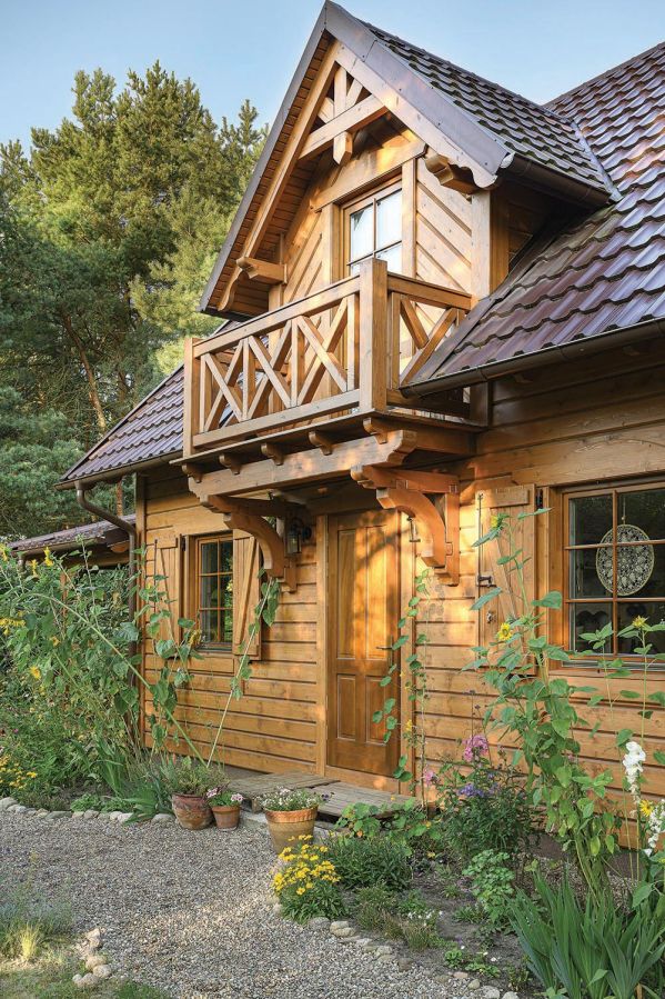 piękny dom pod miastem