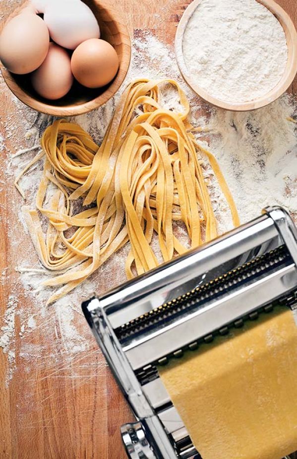 Domowy makaron razowy