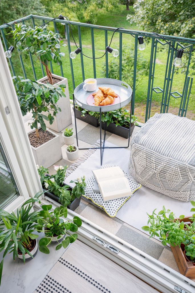 mały balkon inspiracje