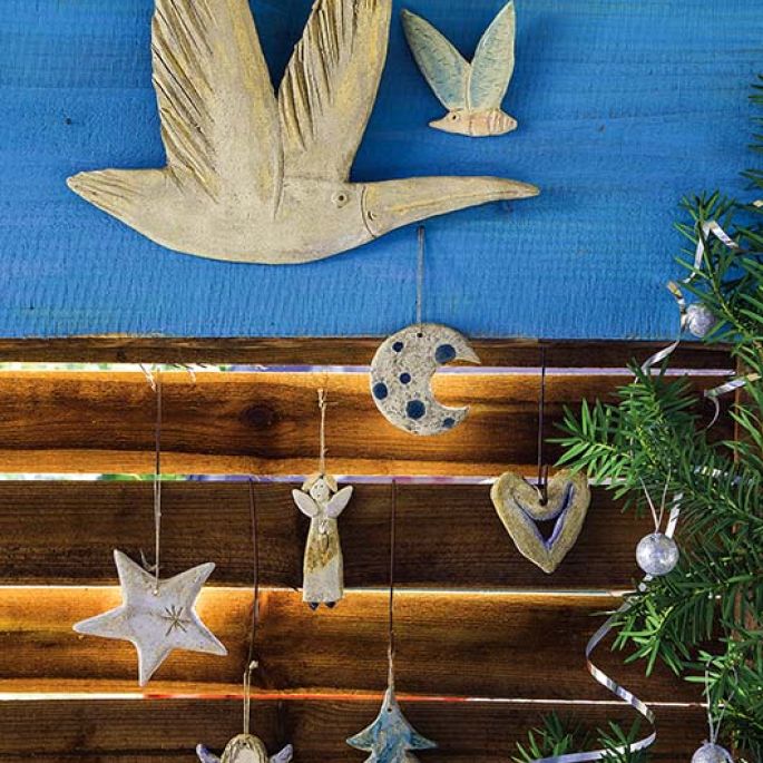 Ceramika artystyczna: ptaszki, świnki i anioły Igi Brej