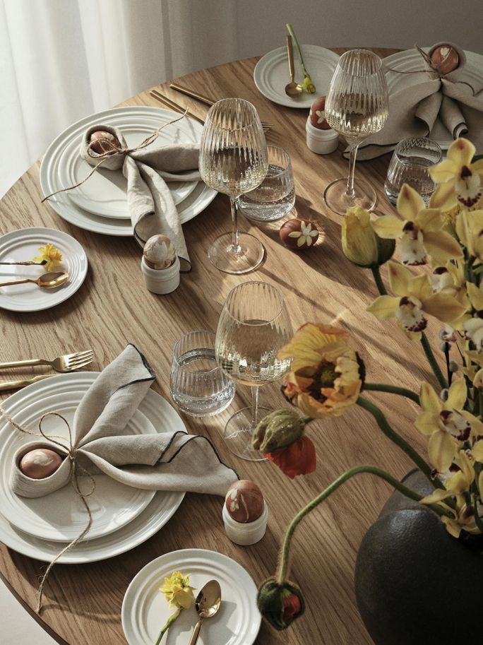 stół wielkanocny dekoracje