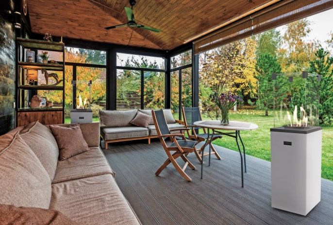 Ogrzewacz gazowy Patio Slim ze stali malowanej proszkowo i szkła, fot. kratki.com