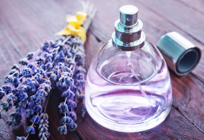 Naturalny dezodorant DIY o zapachu lawendy