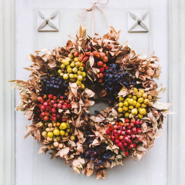 Wianek na drzwi to idealna dekoracja jesienna! Zobacz 10 inspiracji na najpiękniejsze jesienne wianki na drzwi