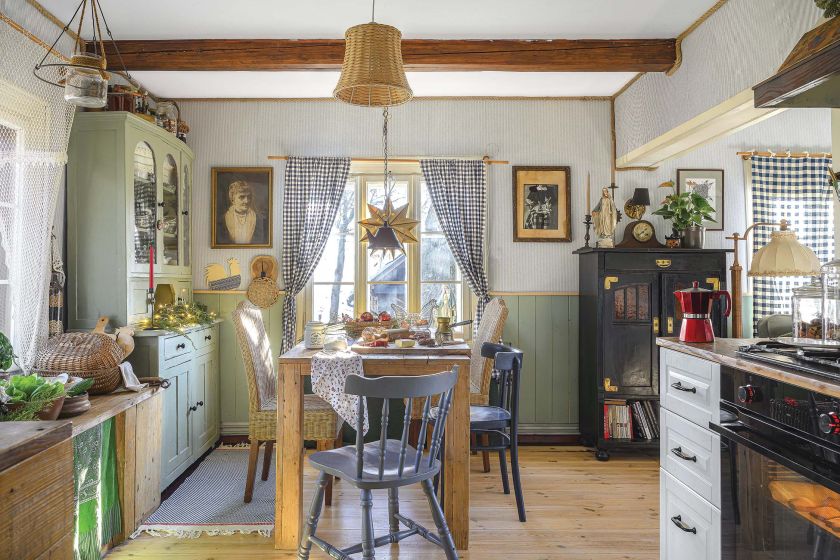 stary dom w bieszczadach