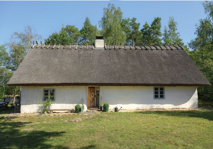 Dom Olędrów z zewnątrz