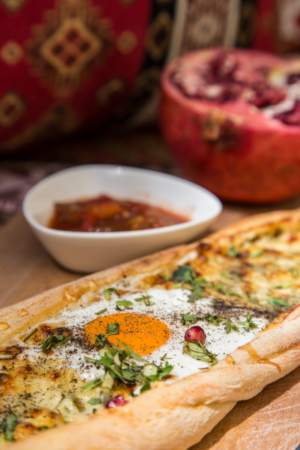 Chaczapuri adżarskie